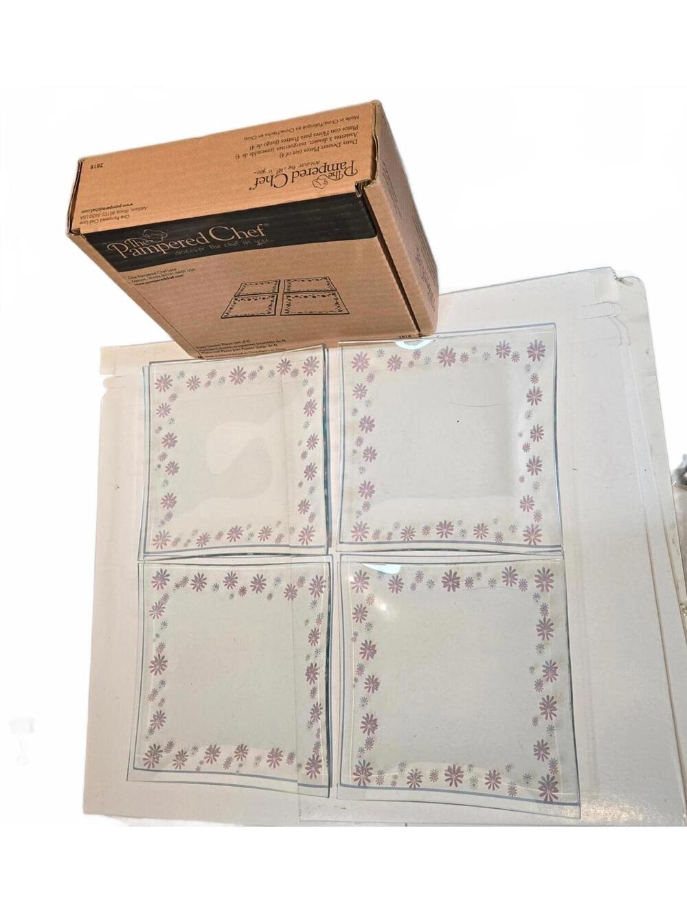 Pampered Chef Daisy Dessert Plates Set of 4 Square Glass #2818 NIB Pink Floral